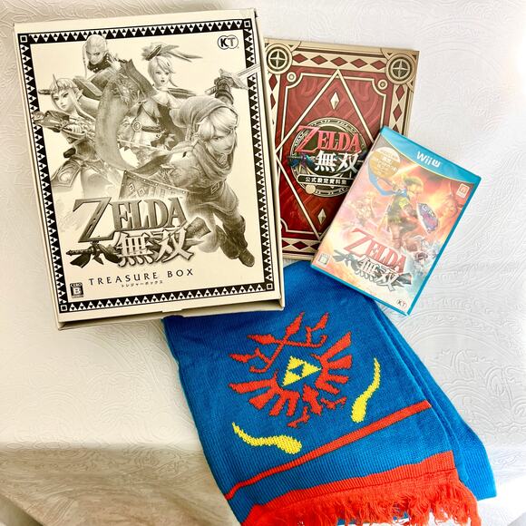 Legend of Zelda Hyrule Warriors Treasure Box Blue Scarf WiiU Game Artbook - Picture 2 of 5